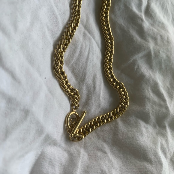 Gold Link Chain Necklace - Picture 2 of 3